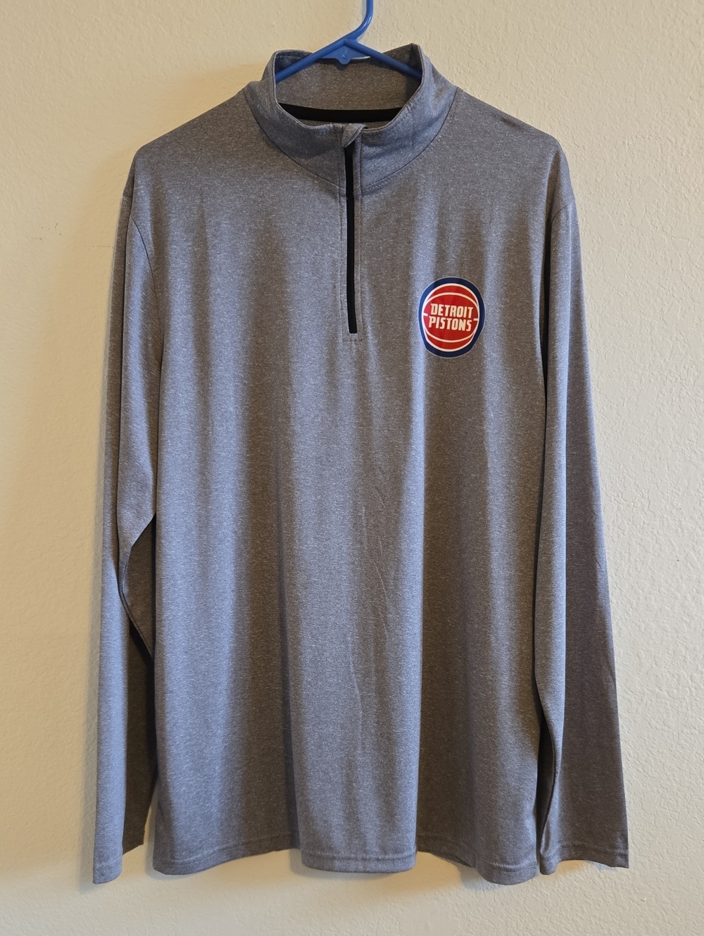 Ultra Game NBA Detroit Pistons Gray Long-Sleeve Quarter-Zip - Large